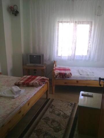 Фото номера Двухместный номер с 1 кроватью Отель Hotel "Iglika" г. Elkhovo 19