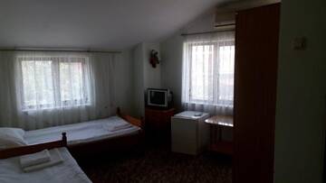 Фото номера Двухместный номер с 1 кроватью Отель Hotel "Iglika" г. Elkhovo 25